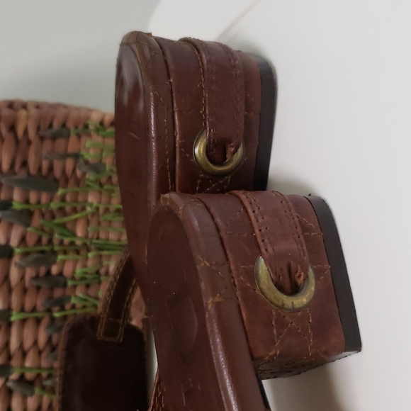 Christian‎ Dior Brown Leather Cannage Block Heel Sandals Size 40 - Picture 4 of 16